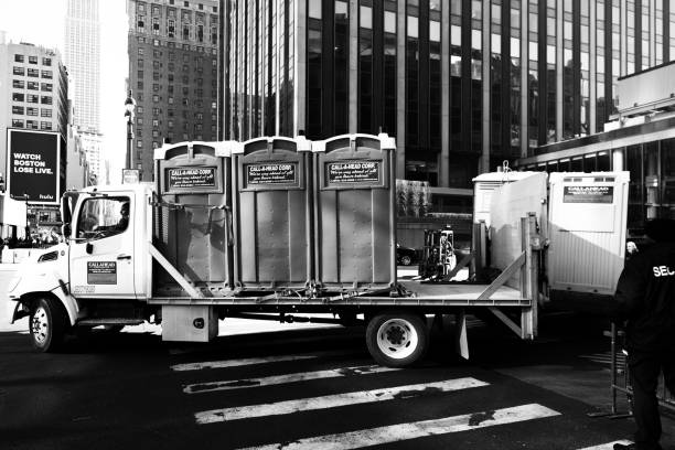 Portable Toilet Options We Offer in Belvedere, CA